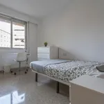 Rent 5 bedroom apartment in Valencia