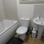 Rent 3 bedroom apartment in East Midlands