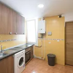 Rent a room of 170 m² in Madrid