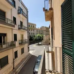 Affitto 4 camera appartamento di 120 m² in Ragusa