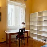 Rent 2 bedroom apartment of 65 m² in Milano