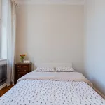 Miete 5 Schlafzimmer wohnung von 207 m² in Berlin