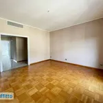 Rent 4 bedroom apartment of 124 m² in Turin