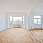 Huur 3 slaapkamer appartement in Ixelles