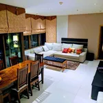 Rent 2 bedroom apartment of 140 m² in Krung Thep Maha Nakhon