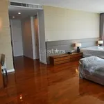 Rent 4 bedroom apartment of 370 m² in Bangkok