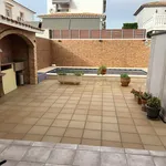 Rent 3 bedroom house of 135 m² in Valencia