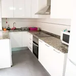 Rent a room of 150 m² in valencia