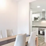 Rent 3 bedroom apartment of 76 m² in Barcelona