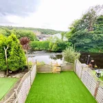 Rent 4 bedroom house in Kirklees