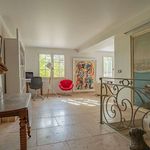 Maison de 310 m² avec 8 chambre(s) en location à Aix-en-Provence