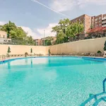 Rent 1 bedroom apartment of 625 m² in Bronx