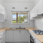 Rent 3 bedroom apartment in West Wollongong