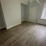 Rent 3 bedroom flat in North East England