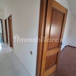 Affitto 4 camera appartamento di 146 m² in Rome
