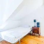 Rent a room in lisbon