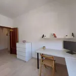 Rent 4 bedroom apartment of 160 m² in genoa