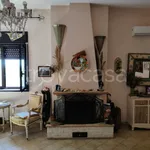 Rent 4 bedroom house of 100 m² in Augusta