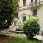 Rent 1 bedroom apartment of 50 m² in Roma