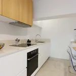 Rent 5 bedroom apartment of 65 m² in Barcelona