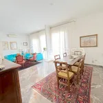 Rent 5 bedroom apartment of 137 m² in Firenze