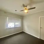 Rent 3 bedroom house in  Wangaratta