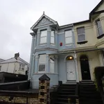 Rent 5 bedroom flat in South West England