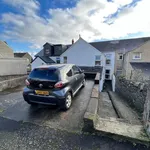 Rent 5 bedroom house in Wales