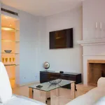 Rent 4 bedroom apartment of 230 m² in Marbella