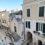 Monolocale di 65 m² a Trani