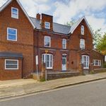 Rent 1 bedroom house in South East England