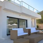 Rent 4 bedroom house in Ibiza