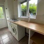 Rent 3 bedroom flat in East Midlands