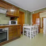 Rent a room of 180 m² in madrid