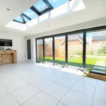 Rent 5 bedroom house in Mid Sussex