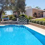 Rent 6 bedroom house in Ibiza