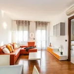 Rent 3 bedroom apartment of 91 m² in Vimercate