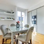 Rent 3 bedroom apartment of 100 m² in Paris