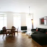 Miete 4 Schlafzimmer wohnung von 74 m² in Berlin