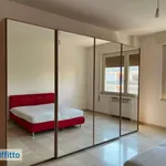 Affitto 3 camera appartamento di 88 m² in Bologna