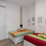 Rent a room in milan