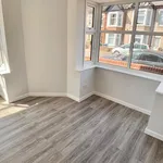 Rent 5 bedroom house in West Midlands