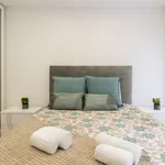 Rent 2 bedroom apartment in Porto