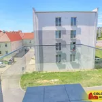 Pronajměte si 2 ložnic/e byt o rozloze 46 m² v Znojmo