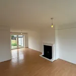 Rent 3 bedroom house in East Midlands