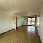 Appartement de 93 m² avec 5 chambre(s) en location à  Narbonne