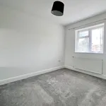 Rent 3 bedroom house in Woking