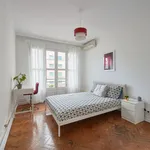 Rent 8 bedroom apartment in Lisbon