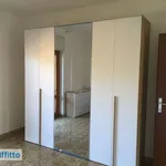 Affitto 4 camera appartamento di 110 m² in Latina