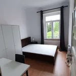 Rent a room in lisbon